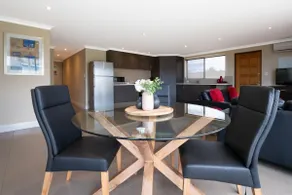 Ocean View Executive Apartment 2 - Image 3