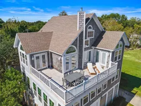 Bayfront Getaway with Large Deck and Scenic Views - Image 4