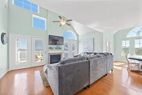 Bayfront Getaway with Large Deck and Scenic Views - Image 2