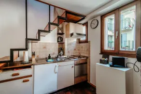 Small multi-story house (La Casetta di Riva) - Image 4