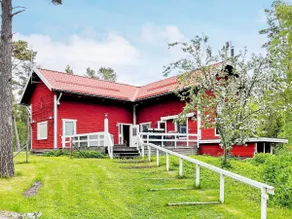 4-star vacation home in Väddö-by Traum - Image 2