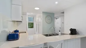 Blissful Bribie Beach Haven - Image 4