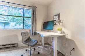 Tranquil Apt 2 King Suites Pet Friendly near DT Bellevue - Image 2