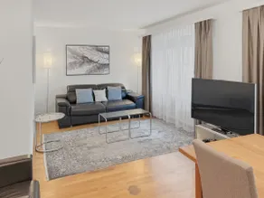 2 BR apartment close to lake - D2 - Image 2