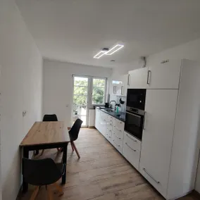 Modern Gründerzeit apartment, 3 minutes to the S-Bahn - Image 3