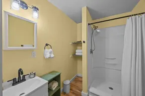 Private New Bern Studio Apartment in Quiet West NB - Image 5