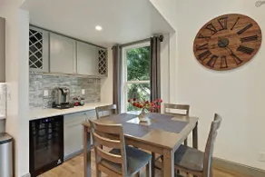 Bordeaux Bungalow | Walk to Downtown, Dogs Welcome - Image 5