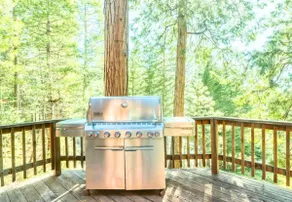 Mi Wuk Abode - Sleeps 12, large deck, firepit - Image 4
