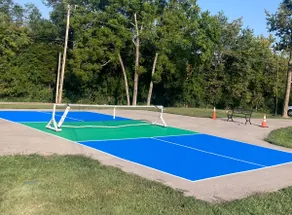 Louisville Country Manor - Pool & Pickleball! - Image 3