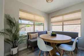 Dos Palmas - Gilbert Poolside Retreat - Image 5