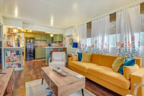 Pet-Friendly Brownwood Home: Walk to Lake! - Image 5
