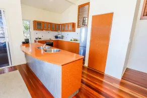 BankSea Holiday Home - Image 5