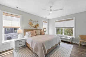 5BR Coastal Luxury Near Bethany w/ Pool & Bikes - Image 5