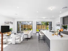 2024 Brand-new 5BR Comfort House in SunnybankHills - Image 2
