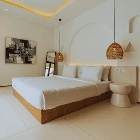 1BR Mediterranean Canggu | Bath, Pool & Near Gym - Image 5