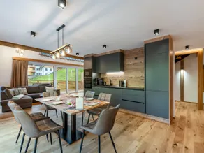 Large boiler by Interhome - Image 3
