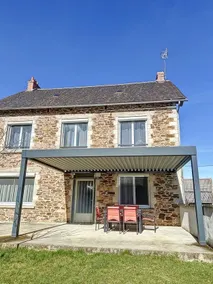 Large house with garden near Rodez - Image 3