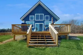 1BR vineyard stay with firepit, grill, & EVC - Image 3
