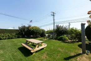 Second Floor Corner Unit Overlooking the Ocean - Image 4