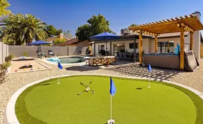Family Home: Pool, Hot Tub & Backyard Games - Image 3