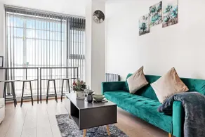 2 double room aprtment- Grand Central- Birmingham - Image 2