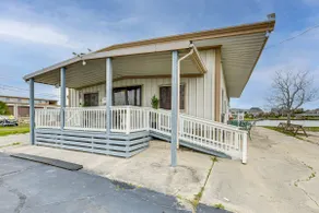 Waterfront Slidell Home w/ Patio: 3 Mi to Beach! - Image 3