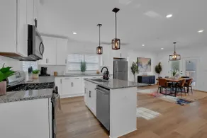 Newly Renovated 4BR in AtlantaOpen,Mins to Dwtn - Image 3
