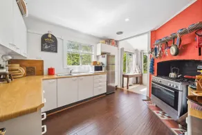 The Cottage - Image 4