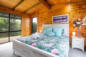 Hidden Orchard - Pet Friendly - 4 Mins Walk to Beach - Image 4