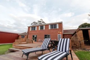 Country 4-Bed Homestead with Games Room & Views - Image 5