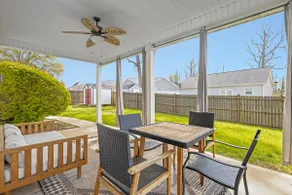 Charming Belmont Retreat - 3 beds & Private Yard - Image 3