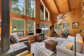 Staircase Rapids Retreat at Lake Cushman, Sleeps 6 - Image 2