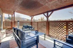 Taos Home w/ Private Hot Tub, Sauna & Gas Grill! - Image 2