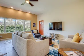 Taos Home w/ Private Hot Tub, Sauna & Gas Grill! - Image 5