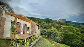 Cabana Rinoceronte - tub overlooking Pedra do Baú - Image 2
