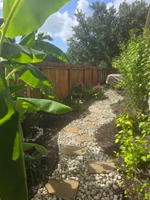 Backyard Getaway! Near IAH Airport! Hot Tub! - Image 3