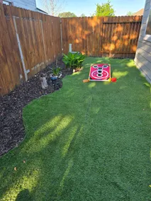 Backyard Getaway! Near IAH Airport! Hot Tub! - Image 2