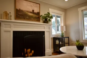 The Winston, Downtown, 4 Bdrm w/ Hot Tub & Firepit - Image 3
