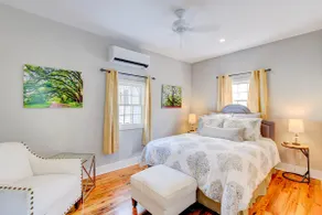 Cottage with Privacy, 150ft to King + Parking - Image 4