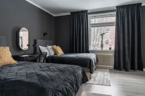 Charming Central Business Stay - Image 5