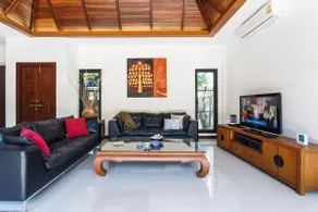 Frangipani pool villa - garden, BBQ & maid - Image 5
