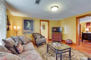 2 Mi to UA: Central Fayetteville Home w/ Patios - Image 5
