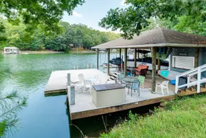 Private Sauna & Game Room: Lakefront Moneta Gem - Image 2