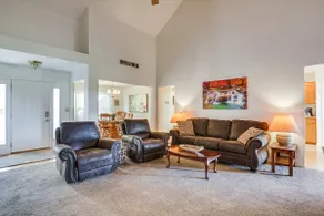 Stockton Home w/ Deck & Gas Grill ~ 1 Mi to Lake! - Image 4