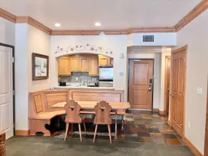 1085 | Alpine King Villa | Near Wasatch SP + Golf - Image 2