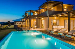 Absolute Villa by Stylish Stays - Image 2