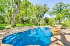 Riverfront home on Lake Seguin with dock, kayaks, beautiful views & air hockey - Image 2