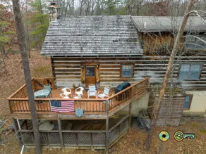 Hill Country Cabin - classy log cabin living! - Image 5
