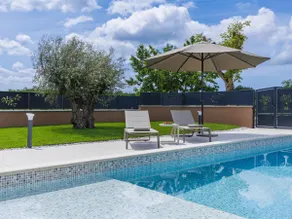 Emili by Interhome - Image 3