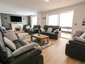 THE Beach House - Image 2